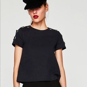 Zara top with short sleeves